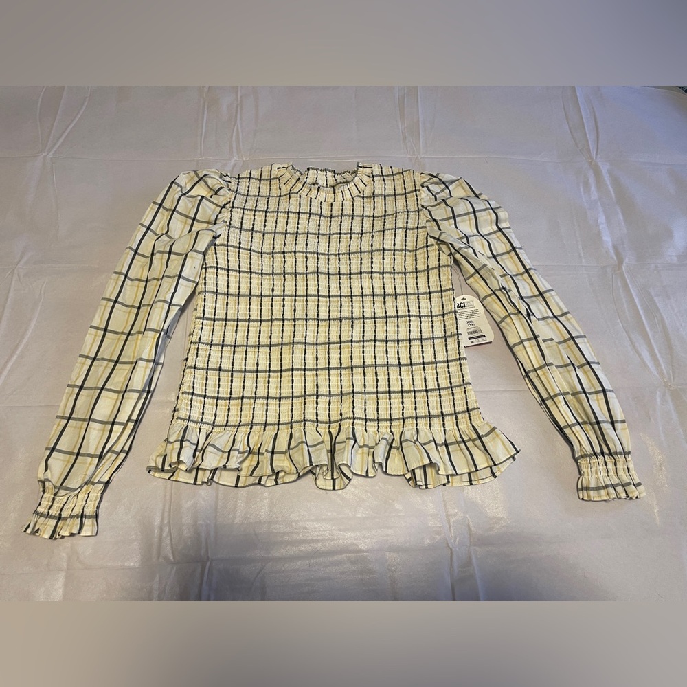 Girl’s Ivory Black Plaid smocked topLong Sleeve Crew Neck ruffle cottage core